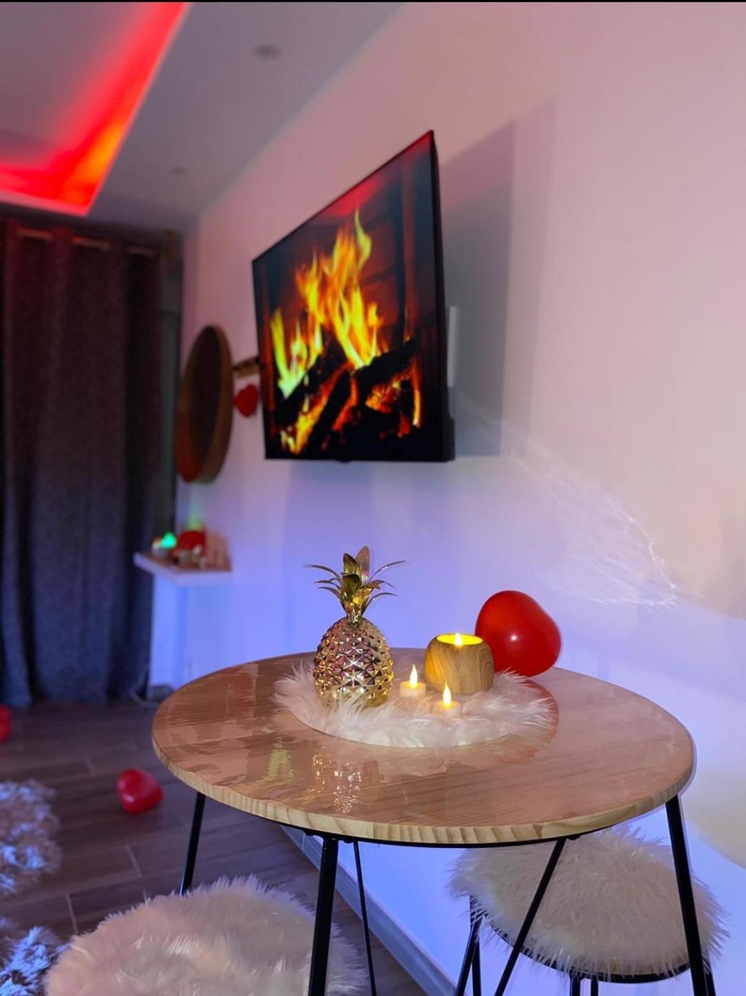 So'Spa Appart' Jacuzzi & Bien-Etre Lingolsheim Bagian luar foto